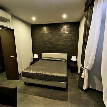 Roma Castle Termini Hotel ภายนอก รูปภาพ