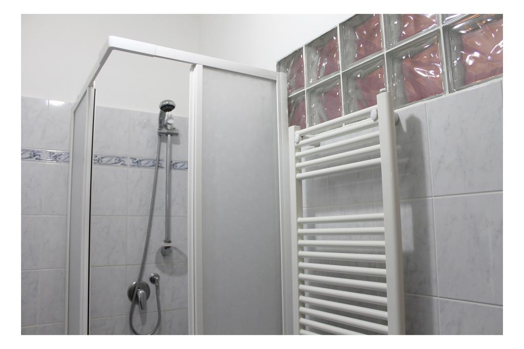 Roma Castle Termini Hotel ภายนอก รูปภาพ