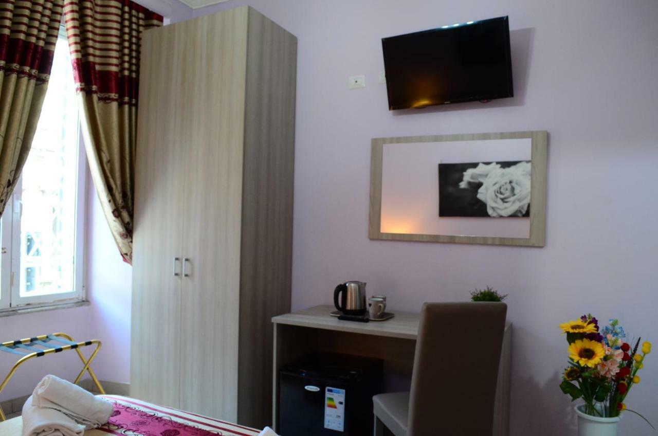 Roma Castle Termini Hotel ภายนอก รูปภาพ