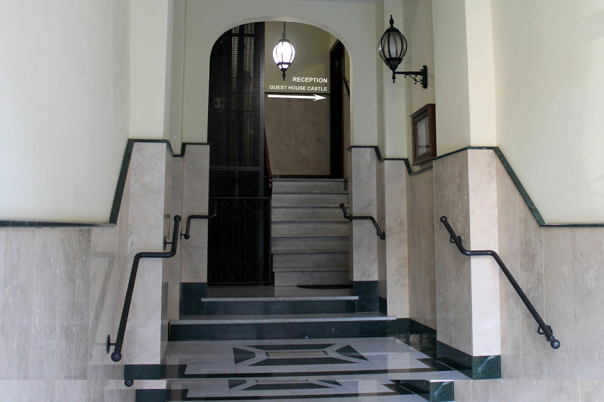 Roma Castle Termini Hotel ภายนอก รูปภาพ
