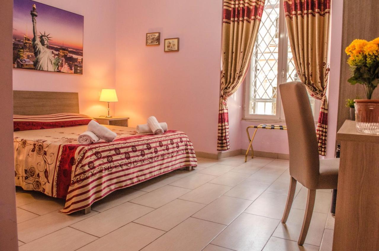 Roma Castle Termini Hotel ภายนอก รูปภาพ